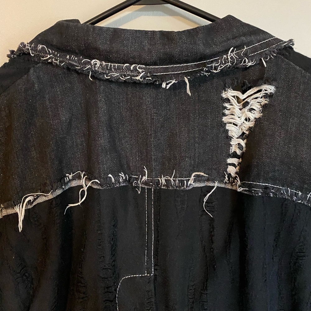 TUZKI Raw Edge Distressed Denim Top Black Jacket Vest - Picture 9 of 13